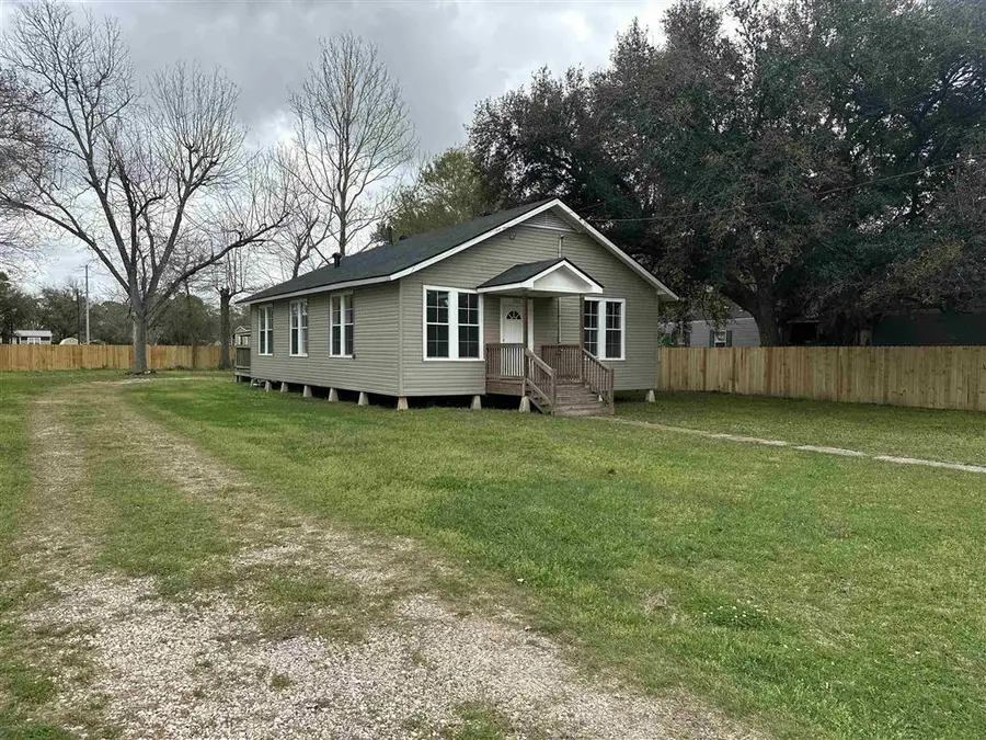 305 S Storer Ave Avenue S, Iowa, LA 70647 - #3