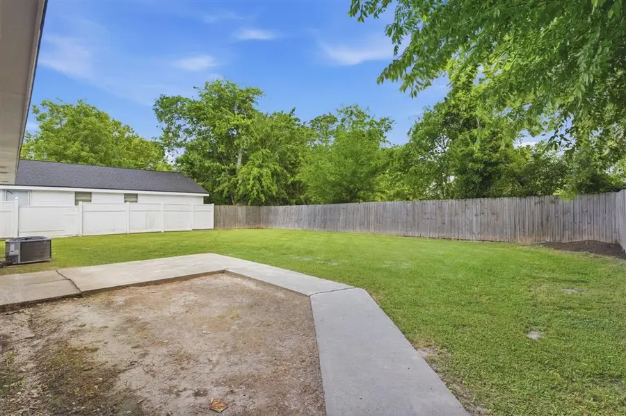 606 W 2nd Street W, Iowa, LA 70647 - #2