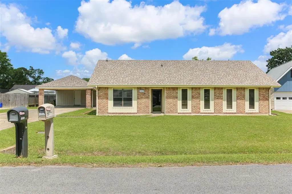 1412 N Greenfield Circle N, Lake Charles, LA 70605 - #1