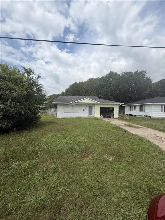 319 S Louise St Street S, Jennings, LA 70546 - #1
