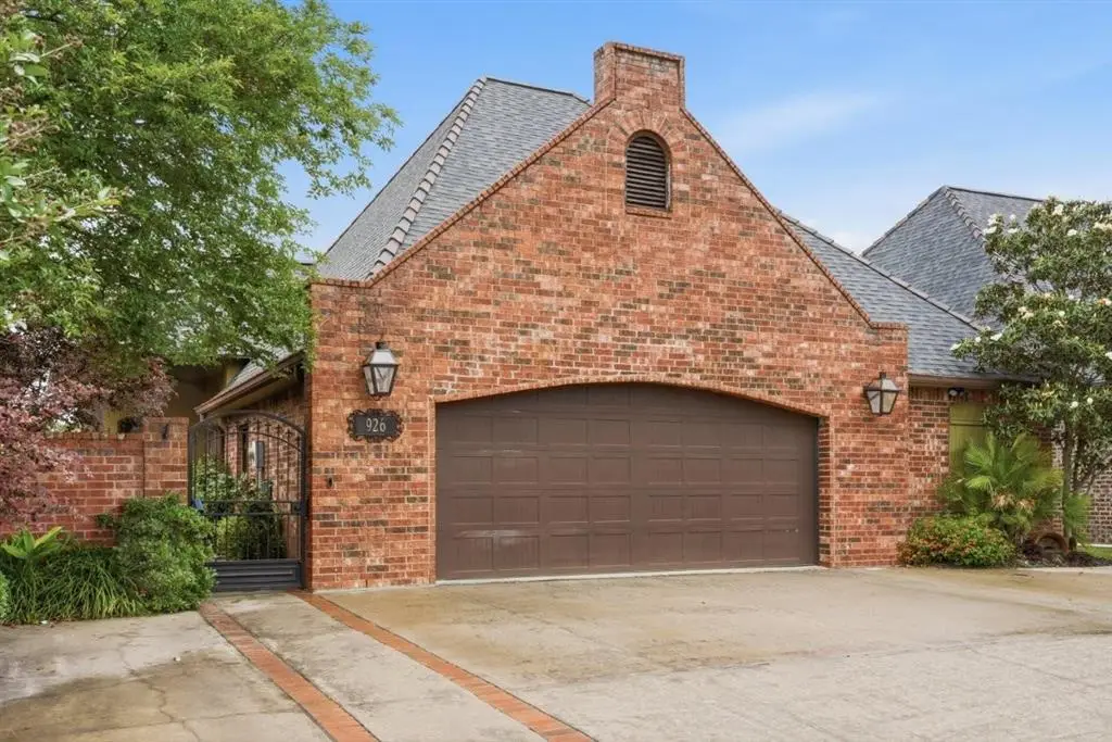 926 Carondelet Street, Lake Charles, LA 70605 - #1