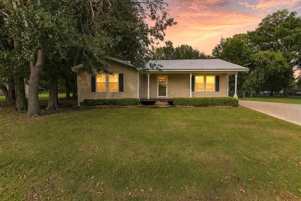 630 Calcasieu Avenue, Lake Arthur, LA 70549