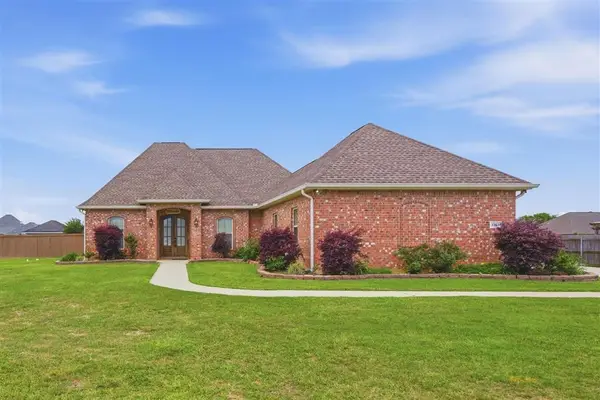 2335 Gracie Dr Drive, Lake Charles, LA 70611