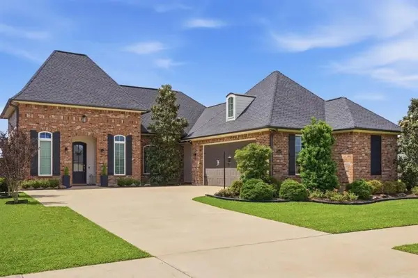 2539 South Point Drive, Lake Charles, LA 70605