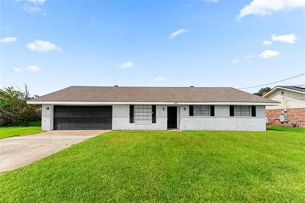 2907 Mary Ann Street, Sulphur, LA 70663