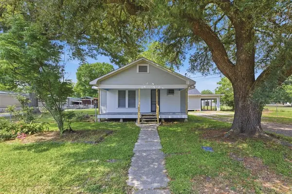 217 N 15th Street N, Kinder, LA 70648