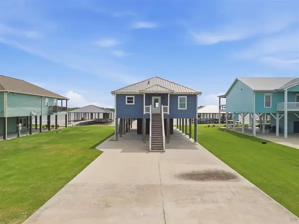 406 N Riverside Court N, Hackberry, LA 70645