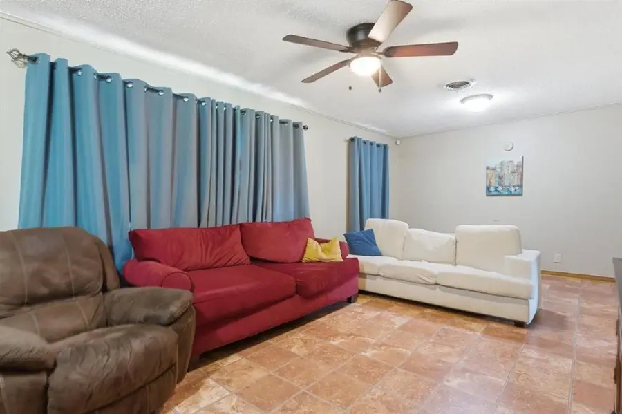 613 Glover Street, Lake Charles, LA 70605 - #2