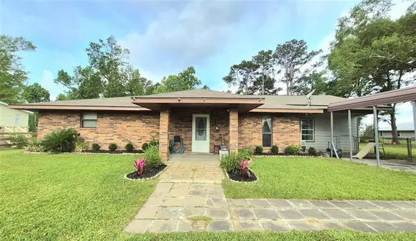 144 Cypress Street, Longville, LA 70652
