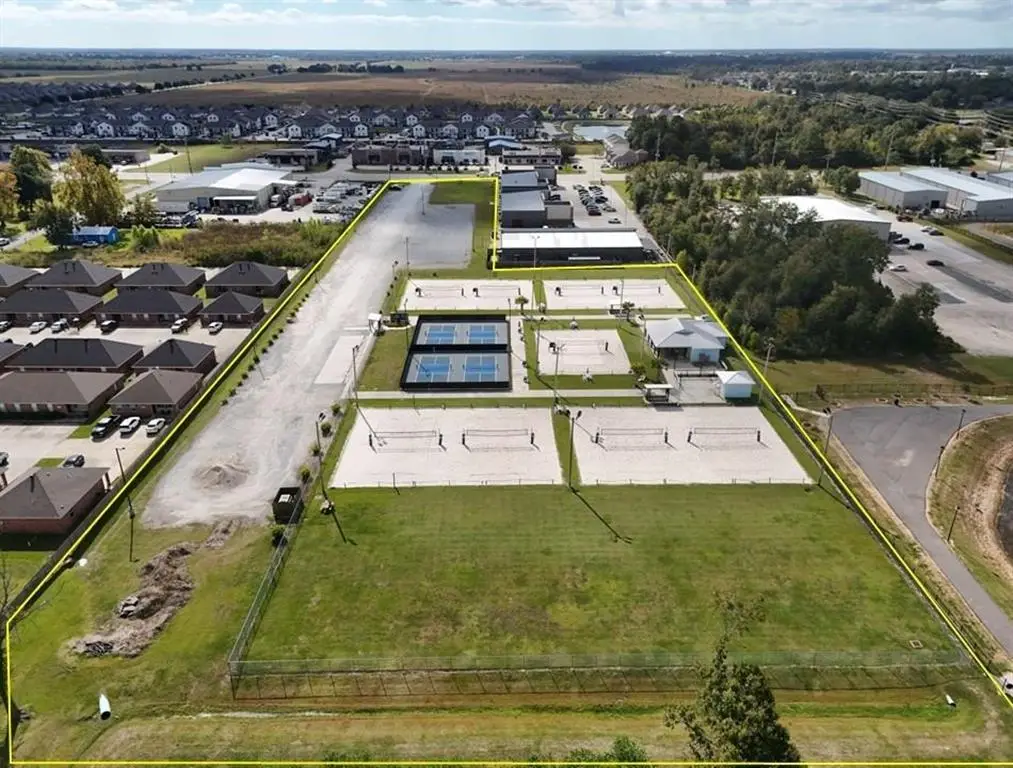 1311 E Mcneese Street E, Lake Charles, LA 70607 - #1