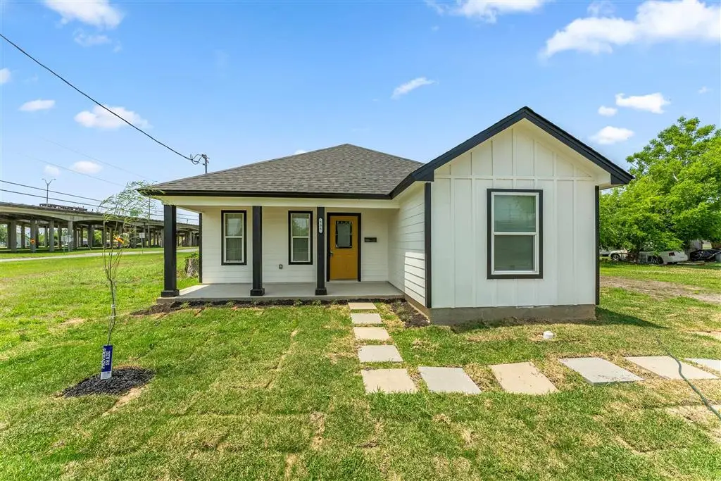 206 S Lyons Street S, Lake Charles, LA 70601 - #1