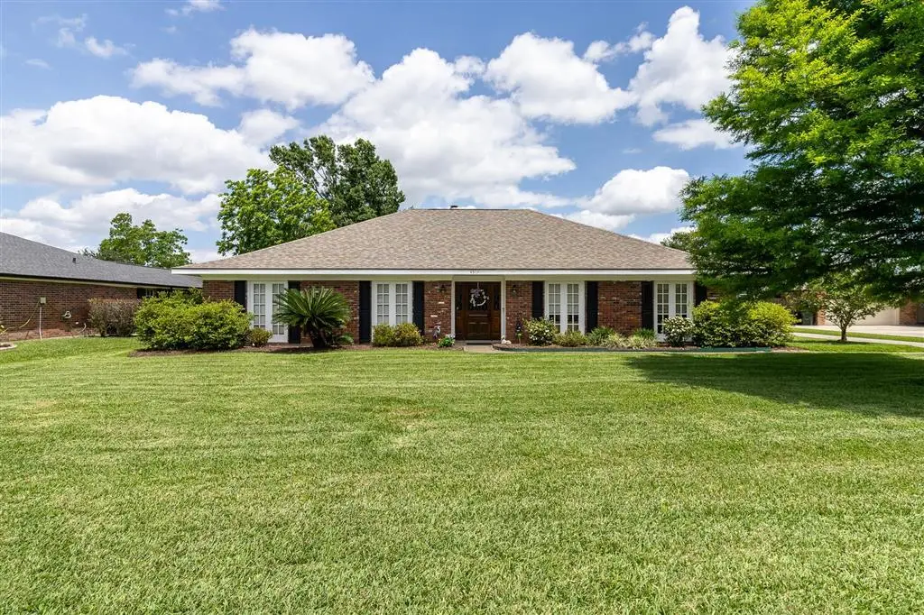 4517 W Quail Hollow Drive W, Lake Charles, LA 70605 - #1