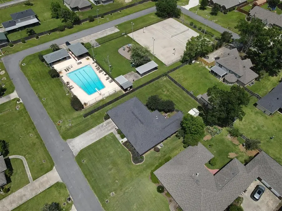 4517 W Quail Hollow Drive W, Lake Charles, LA 70605 - #2