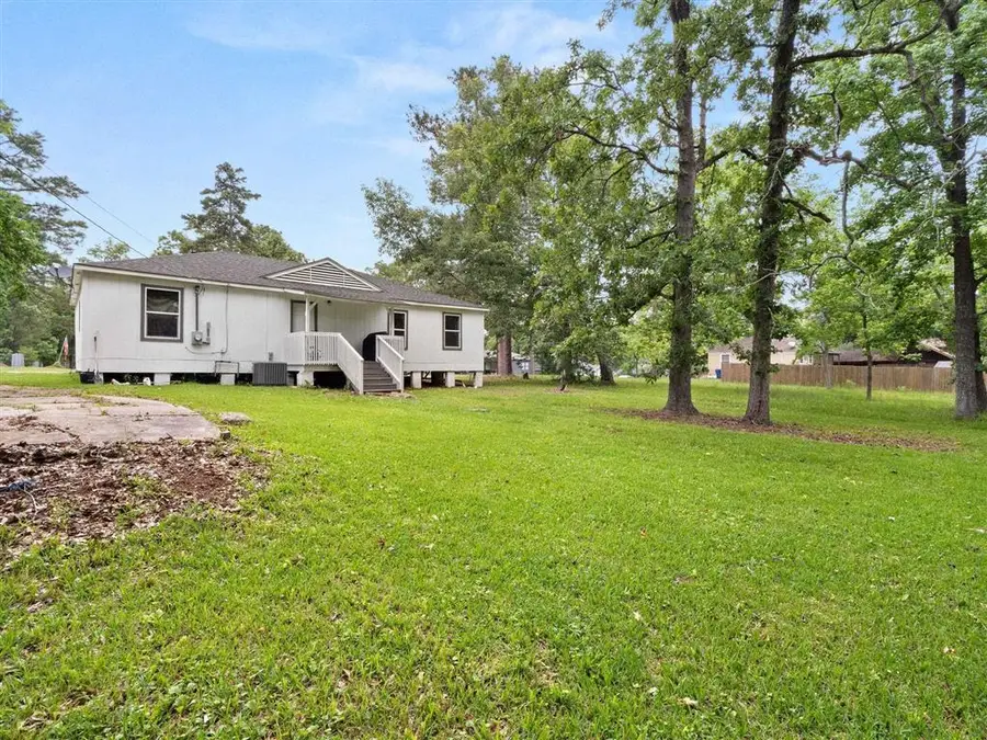 2111 Jean Street, Leesville, LA 71446 - #3