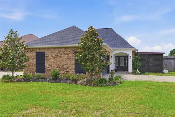 1040 Michelle Dr Drive, Sulphur, LA 70663