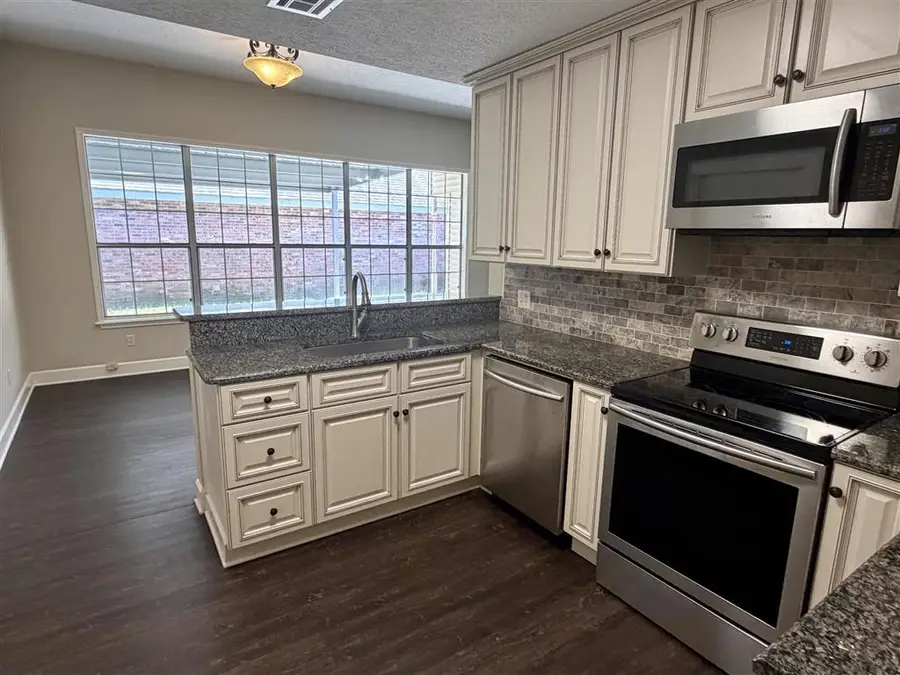 4551 Summerdale Street, Lake Charles, LA 70605 - #3