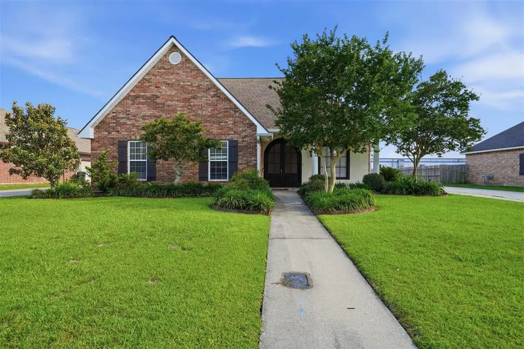 2245 S Kingswood St Street S, Lake Charles, LA 70605 - #1