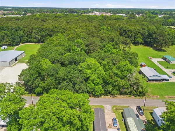 Myers Road, Jennings, LA 70546