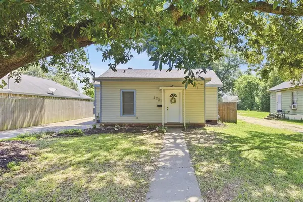 2721 Louisiana Avenue, Lake Charles, LA 70601