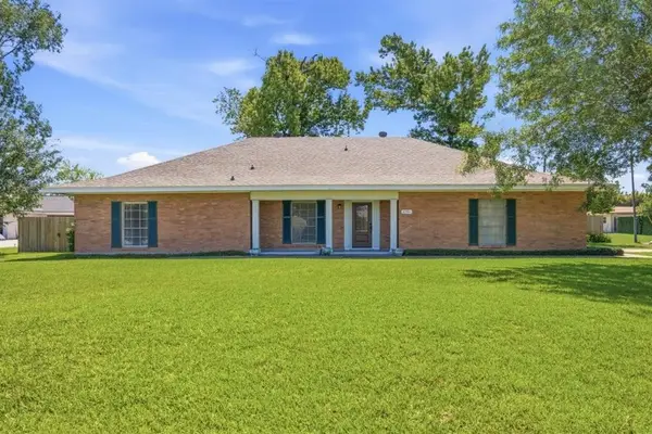3591 Lake Street, Lake Charles, LA 70605