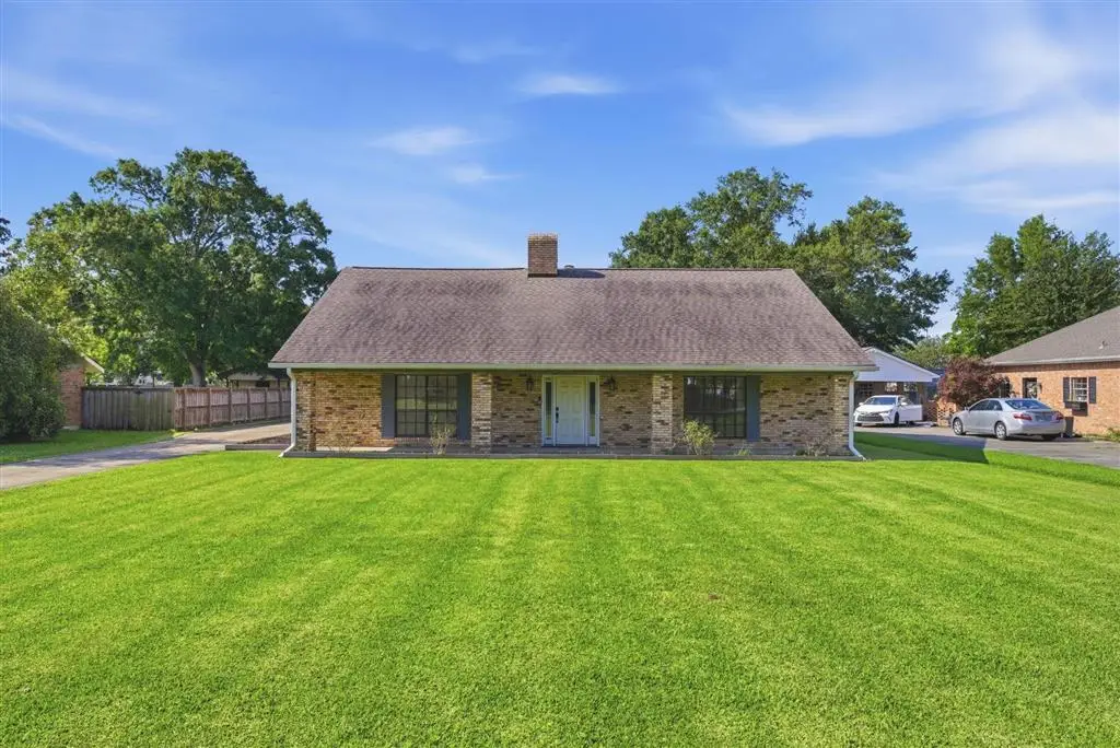 2007 Nicholas Street, Lake Charles, LA 70605 - #1