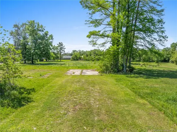 415 W School Street W, Lake Charles, LA 70605