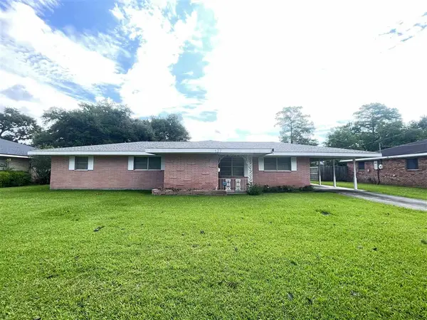 127 Lee Street, Lake Charles, LA 70605