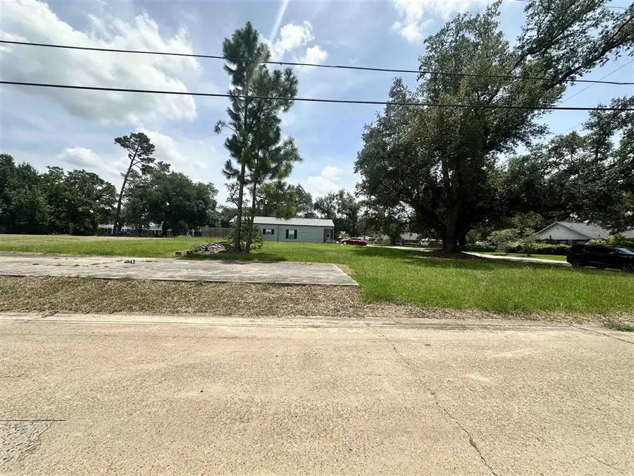 0 8th Ave Avenue, Lake Charles, LA 70601 - #3