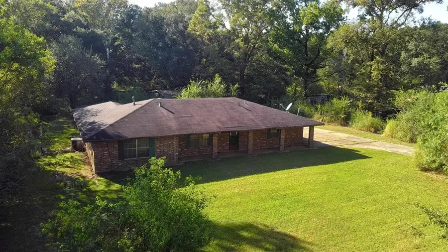 2081 Bayou Plaquemine, Rayne, LA 70578 - #3