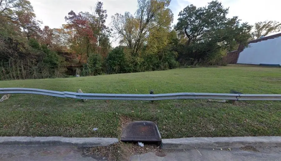 1901 E Kings Highway E, Shreveport, LA  - #2