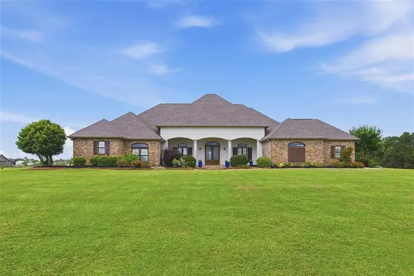 2855 W Tank Farm Road W, Lake Charles, LA 70605