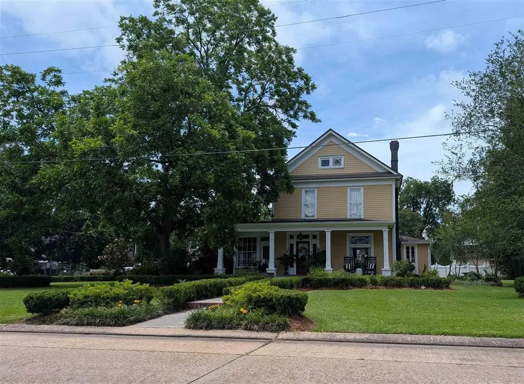 403 W Academy Avenue W, Jennings, LA 70546 - #1