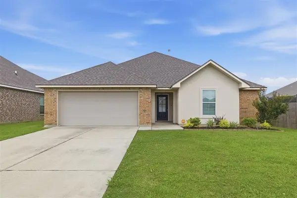 121 Orchard Lane, Sulphur, LA 70665