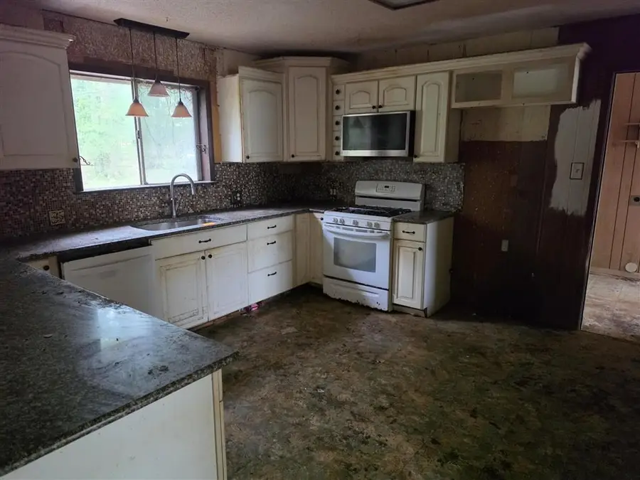 102 Nolen Street, Deridder, LA 70634 - #3