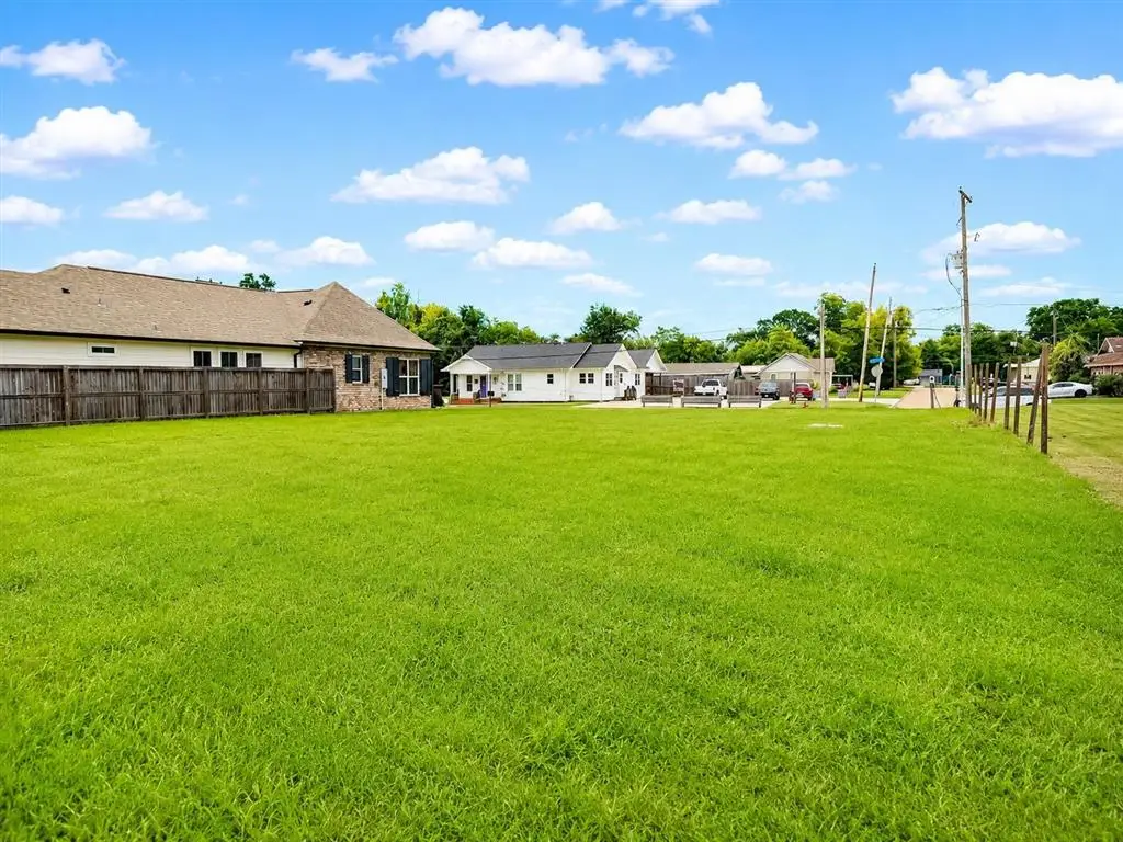 Hodges St Street, Lake Charles, LA 70601 - #1