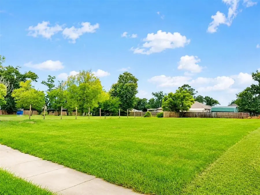 Hodges St Street, Lake Charles, LA 70601 - #2