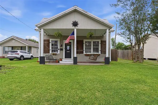 735 Clarence Street, Lake Charles, LA 70601