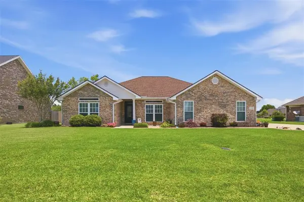 330 Hampton Court, Lake Charles, LA 70605