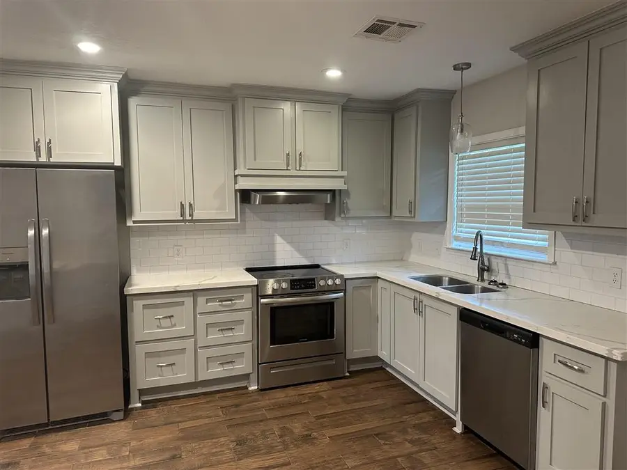 2116 Ellis, Westlake, LA 70669 - #3