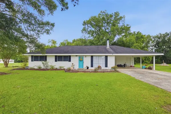 1470 Crawford Drive, Lake Charles, LA 70611