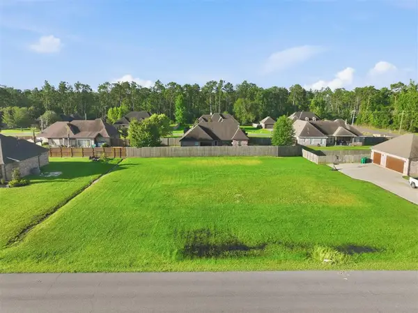 2777 Newberry Station Drive, Lake Charles, LA 70611