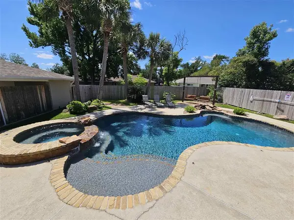 317 Jeanine St Street, Lake Charles, LA 70605