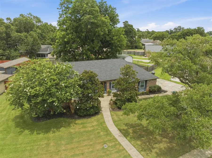 728 Jefferson Drive, Lake Charles, LA 70605 - #2