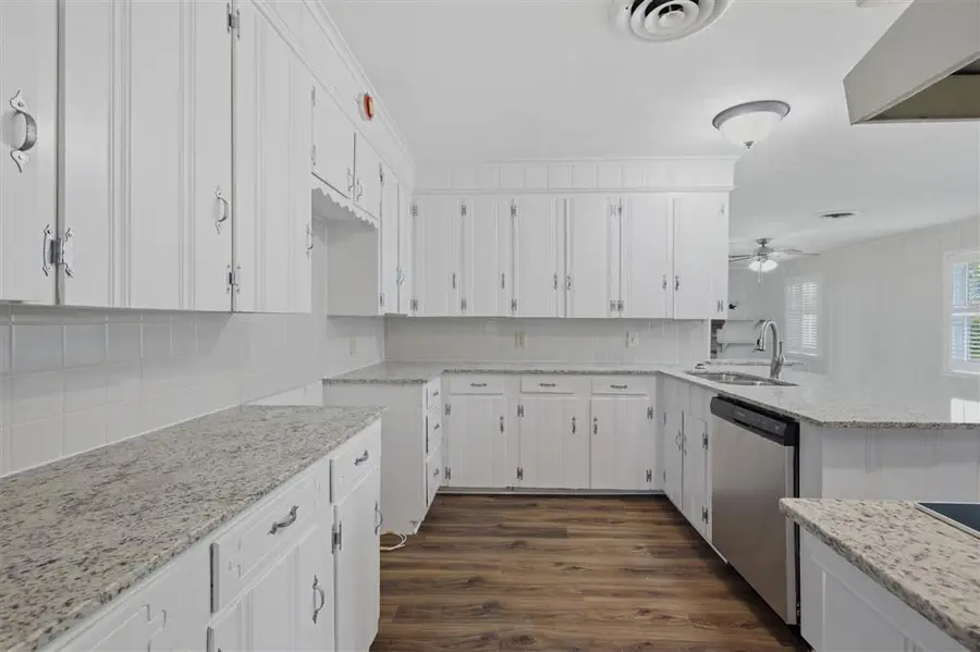 108 Morningside Drive, Lake Charles, LA 70605 - #3