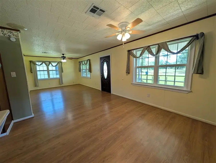 623 S Louise Street S, Jennings, LA 70546 - #2