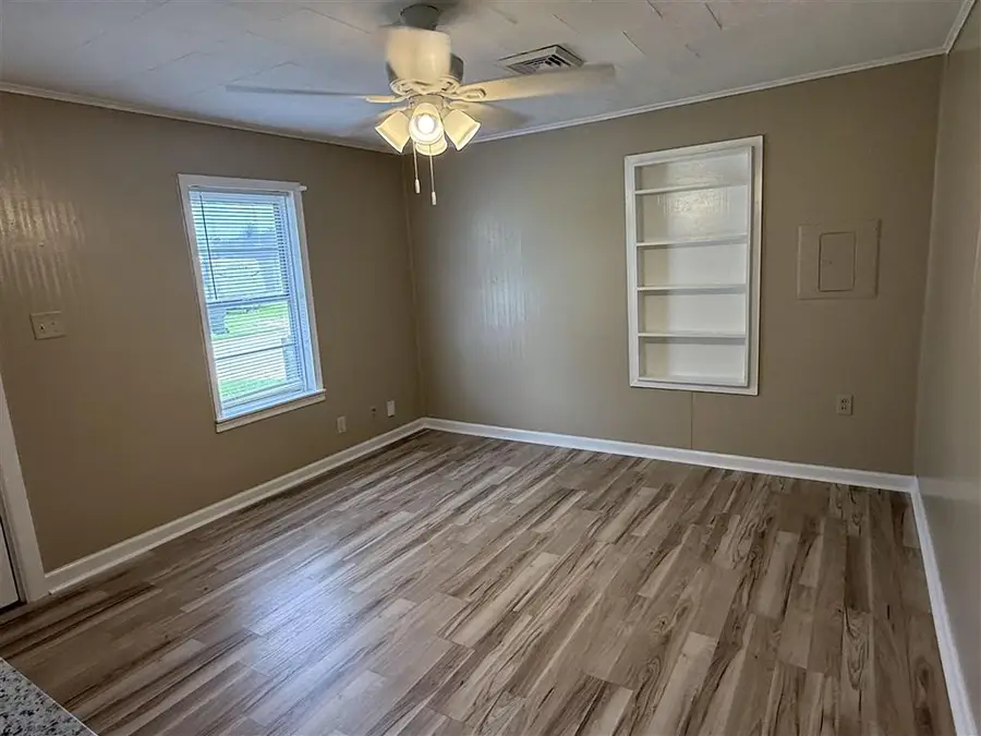 1002 13th Street, Lake Charles, LA 70601 - #2