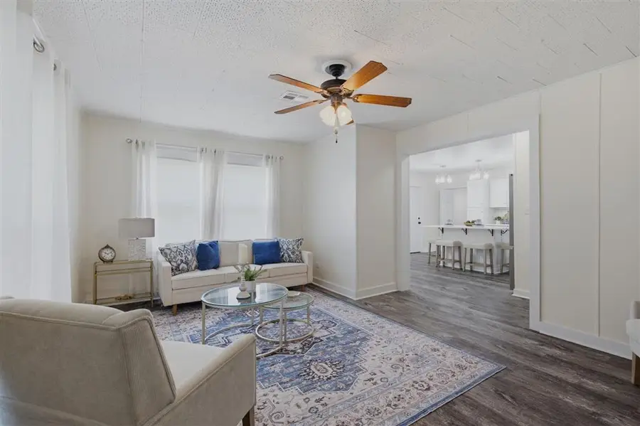 608 E Nezpique Street E, Jennings, LA 70546 - #3