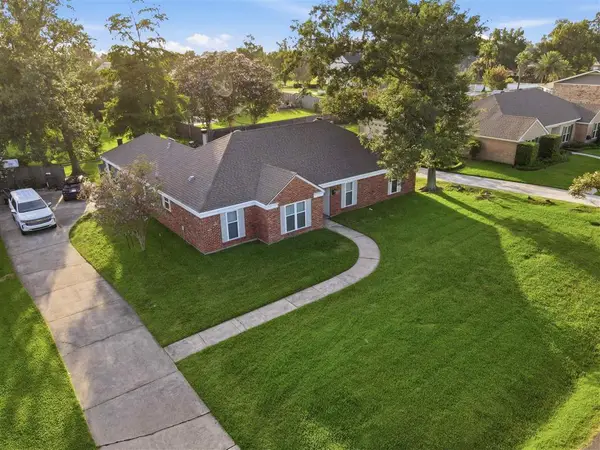 5000 W Saint Charles Ave Avenue W, Lake Charles, LA 70605