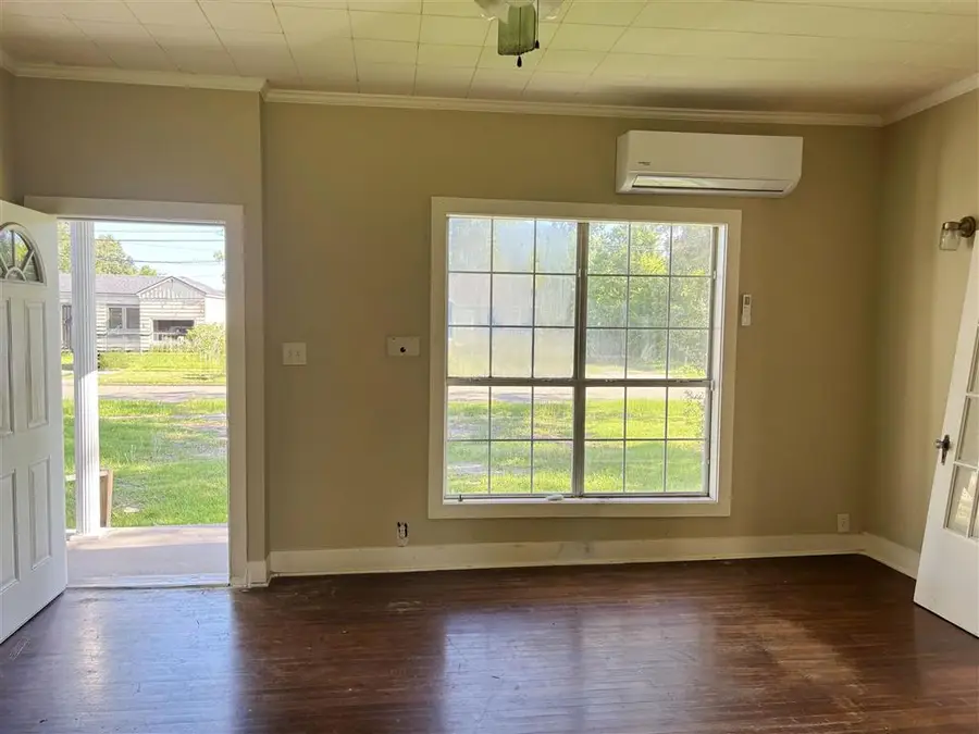 1915 5th St, Lake Charles, LA 70601 - #2