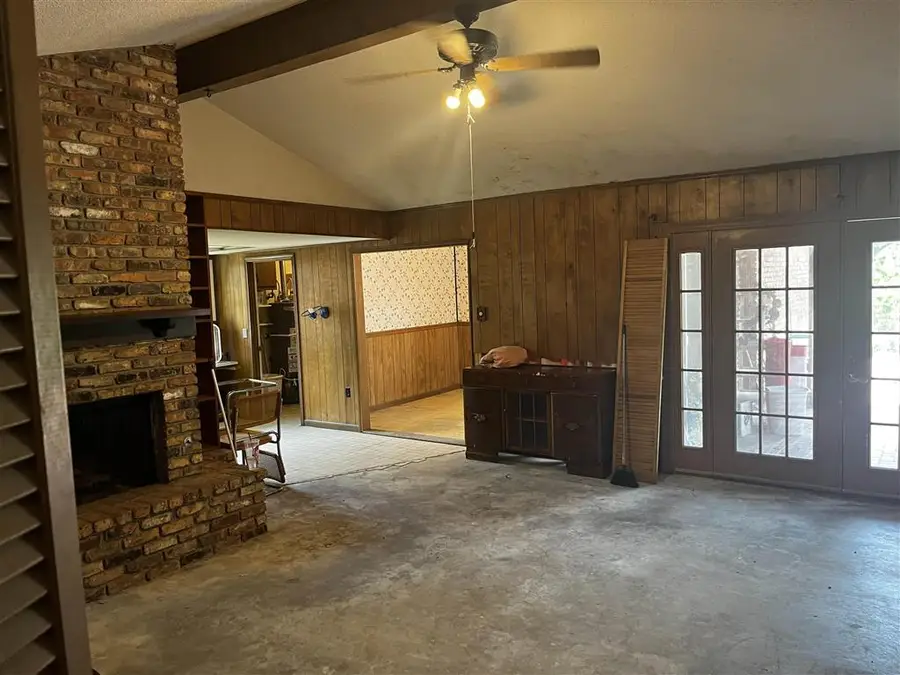 2430 19th Street, Lake Charles, LA 70601 - #2
